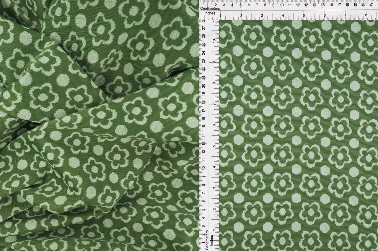 1 Yard Double Knit Jacquard Flower Fabric 96% Polyester 4% Spandex Blend 58/60" Width
